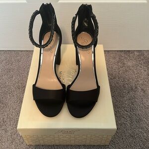 COPY - Badgley Mischka heels